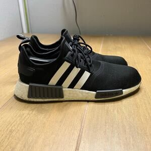 adidas | Shoes | 27 Adidas Nmd Xr1 Glitch Camo Oreo Size 10 Running Shoes  Retail 150 | Poshmark